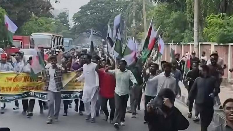 যুবলীগের দেড় মিনিটের মিছিল, সীমানা নিয়ে দুই থানার মতবিরোধ
