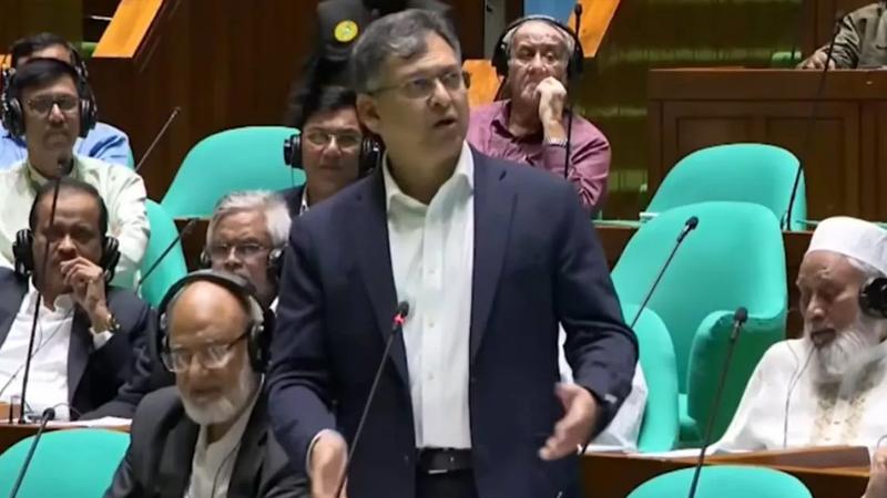 সংসদে যারা আছেন, কেউ ঋণ খেলাপি না: স্বরাষ্ট্রমন্ত্রী