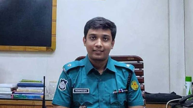 বাধ্যতামূলক অবসরে পাঠানো হলো সেই এডিসি সাকলায়েনকে