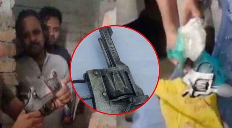 ঢাকার মাদরাসা থেকে মিলল ‘মেইড ইন পাকিস্তান’ লেখা অস্ত্র