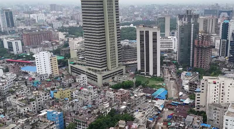 দূষণের শীর্ষে জাকার্তা, ঢাকার খবর কী?