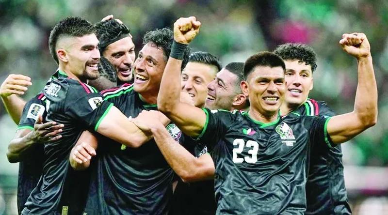 বিশ্বকাপে সবার আগে নক আউটে মেক্সিকো