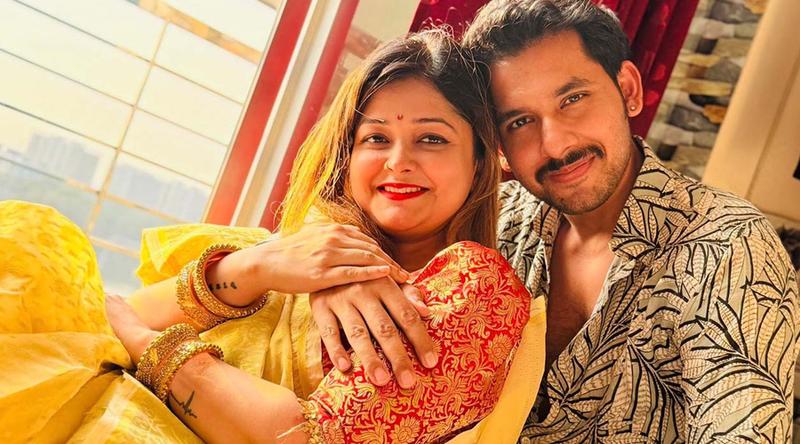 পরনারীর সঙ্গে ছবি তুলে উসকানিমূলক পোস্ট করতেন আলভী: ডিবি