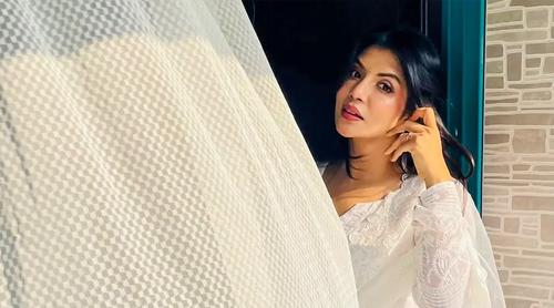 নতুন সিনেমায় নওশাবা, আছেন নির্মাণেও