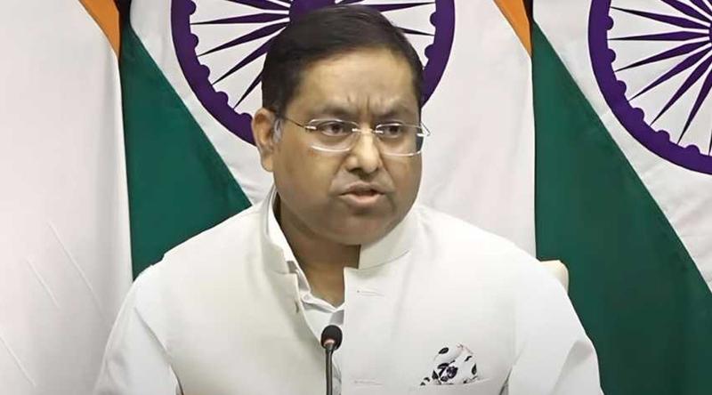 দিল্লিতে প্রধানমন্ত্রীর উপদেষ্টাকে হেনস্তার ব্যাখ্যা দিল ভারত