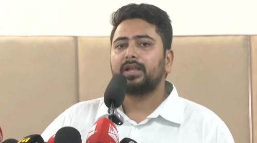 আওয়ামী লীগের বিচার না করলে সরকার ৫ বছরও টিকবে না: নাহিদ