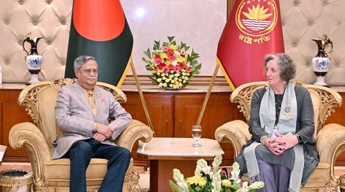রাষ্ট্রপতির সঙ্গে ইন্টারন্যাশনাল ইনার হুইল প্রেসিডেন্টের সাক্ষাৎ