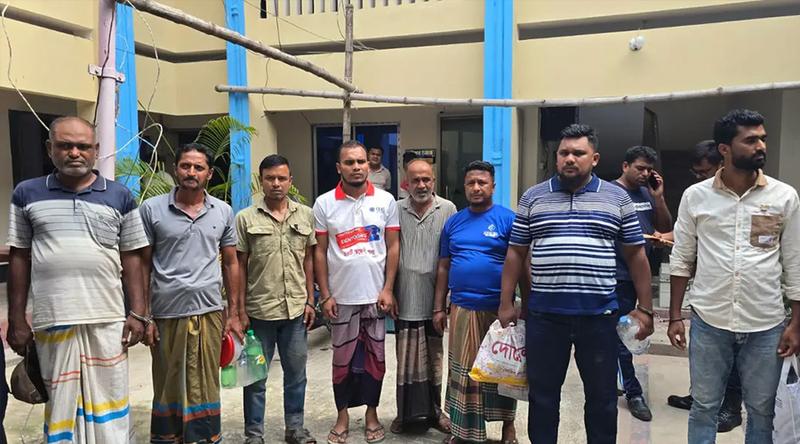 আ. লীগ নেতাকে ছিনিয়ে নেওয়ার ঘটনায় মামলা, গ্রেপ্তার ৮