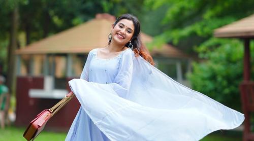 প্রেম নয়, সঠিক মানুষের অপেক্ষায় তটিনী