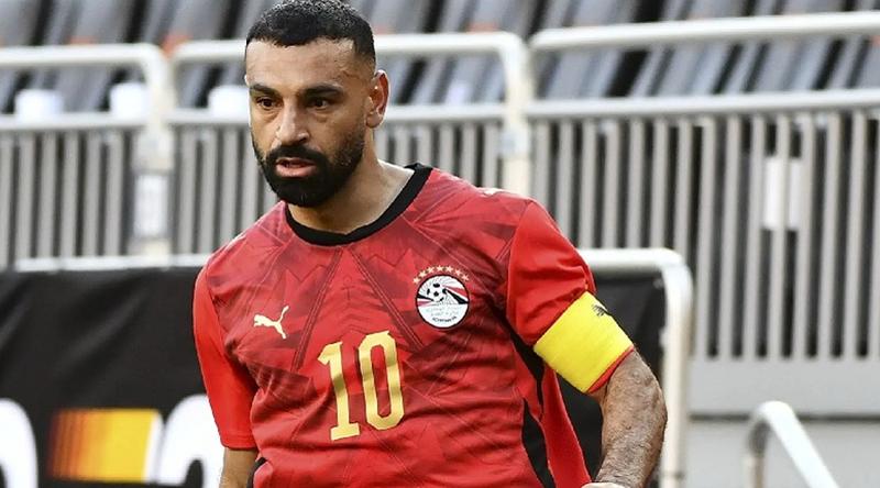 হাঁটুর চোটে পড়লেন সালাহ