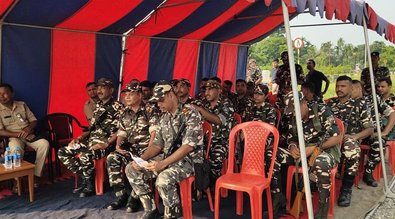 ‘চিকেনস নেক’ করিডোরের কাছে ভারতীয় নিরাপত্তা বাহিনীর যৌথ মহড়া