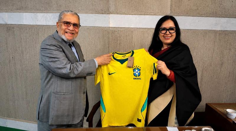 ব্রাজিলকে নিয়ে রুমিন ফারহানার ফেসবুক পোস্ট