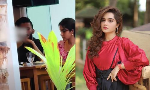 মালদ্বীপে রেস্তোরাঁয় কেয়া পায়েলের সঙ্গে রহস্যময় তরুণ