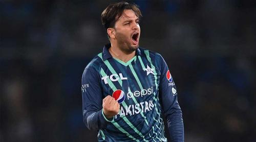 অবসর ভেঙে আন্তর্জাতিক ক্রিকেটে ফেরার ঘোষণা পাকিস্তানি স্পিনারের