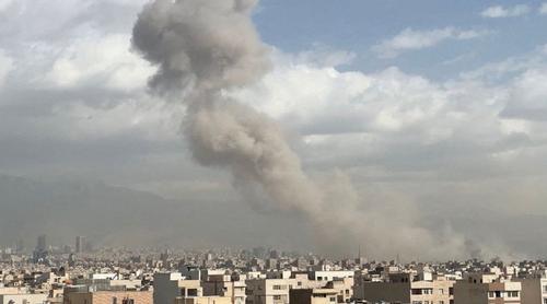 ইরানের ৩০টিরও বেশি স্থাপনায় ইসরাইলের বিমান হামলা