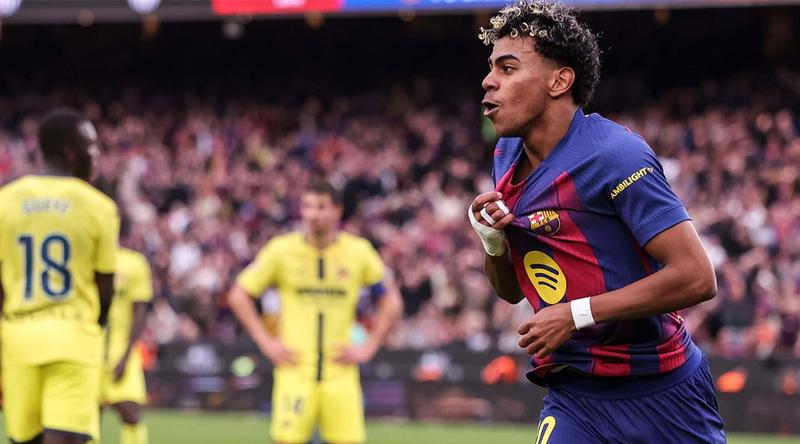 ক্যারিয়ারের প্রথম হ্যাটট্রিক-বল মা- কে উপহার দেবেন ইয়ামাল