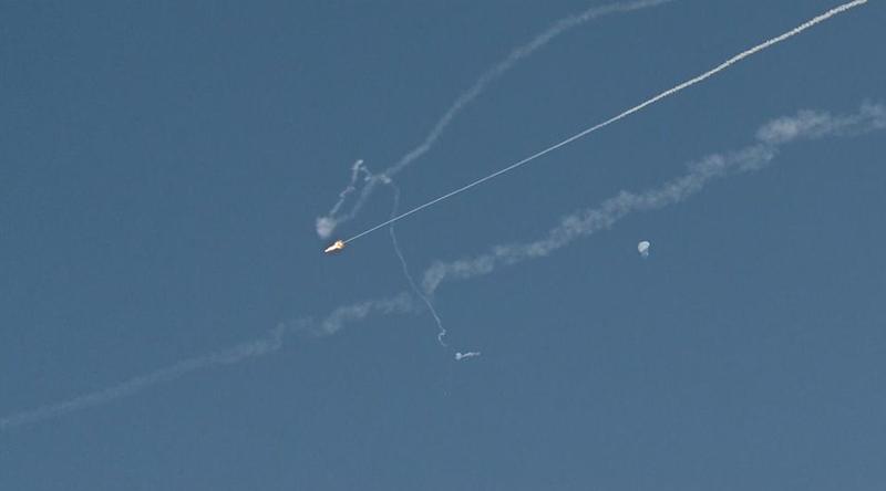 কাতারের দিকে এগোতে থাকা ইরানি ড্রোন ভূপাতিত করার দাবি যুক্তরাজ্যের