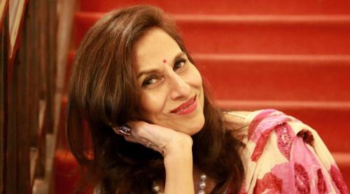 অভিনেত্রীদের মাতৃত্বকালীন ছুটি নিয়ে মুখ খুললেন শোভা দে