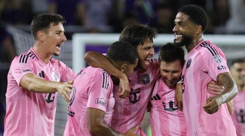 মেসির জোড়া গোলে মায়ামির ইতিহাস