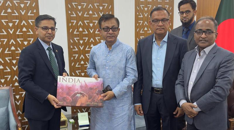 বাংলাদেশ-ভারত একসঙ্গে কাজ করে অনেক কিছু করা সম্ভব: প্রণয় কুমার ভার্মা