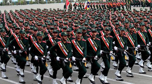 ইরানের যুদ্ধ পরিচালনায় স্বাধীনভাবে নেতৃত্ব দিচ্ছে বিপ্লবী গার্ড