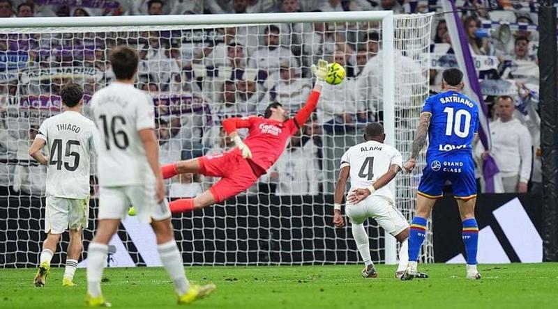 দুই লাল কার্ডের ম্যাচে গেতাফের কাছে রিয়ালের হার