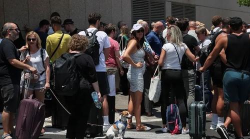 মধ্যপ্রাচ্য থেকে নাগরিকদের দ্রুত সরে যাওয়ার নির্দেশ যুক্তরাষ্ট্রের