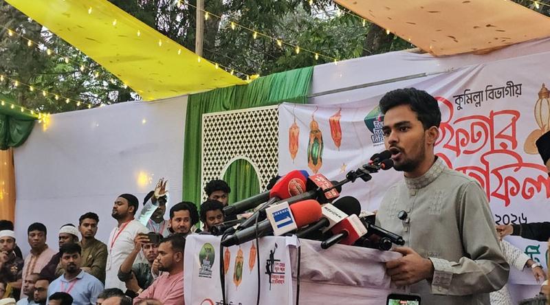 জুলাই সনদ বাস্তবায়নের জন্য রাজপথে নামতে প্রস্তুত আছি : আসিফ মাহমুদ