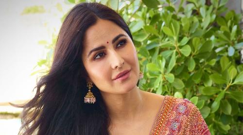 সন্তান জন্মের পর প্রথম দোল কীভাবে কাটাচ্ছেন ক্যাটরিনা?