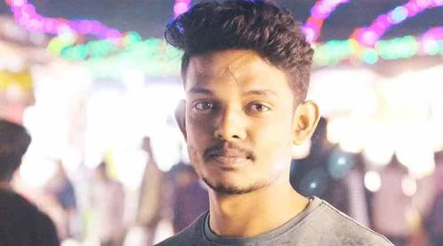 ঝিনাইদহে ছাত্রলীগ করায় ছেলেকে ত্যাজ্য ঘোষণা করলেন বাবা