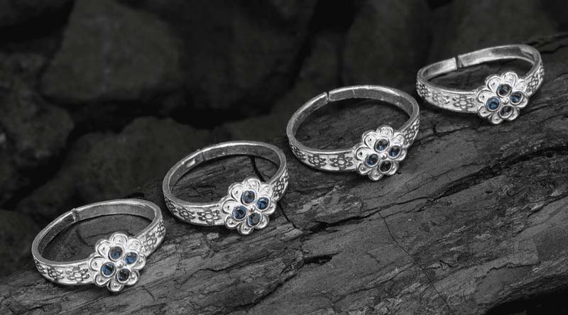 অবশেষে দেশের বাজারে কমলো রুপার দাম