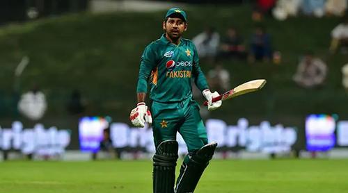 পাকিস্তানের কোচ হতে পারেন সরফরাজ