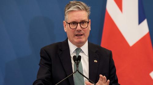 ট্রাম্পের সমালোচনার পরই যুক্তরাজ্যের ঘাঁটি ব্যবহারের অনুমতি