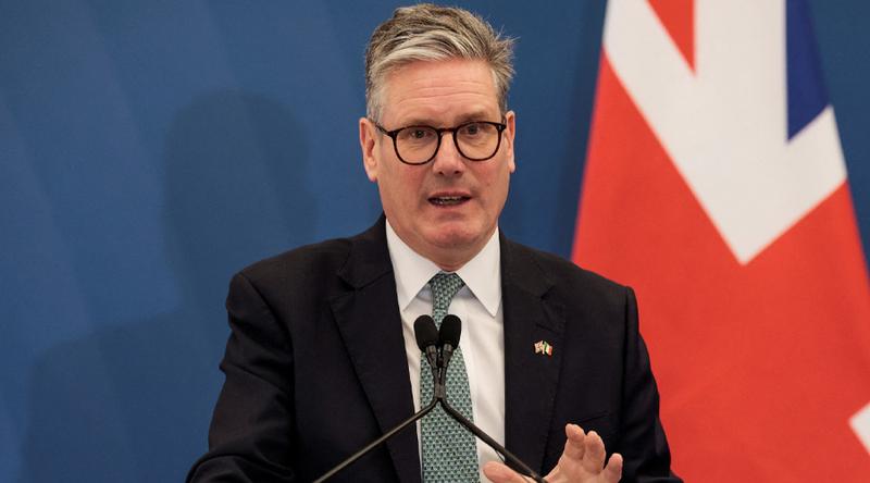 ট্রাম্পের সমালোচনার পরই যুক্তরাজ্যের ঘাঁটি ব্যবহারের অনুমতি