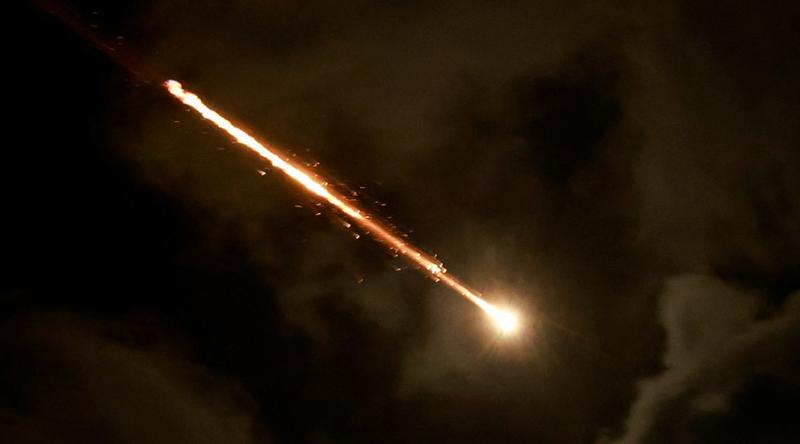 ইসরায়েলকে লক্ষ্য করে মিসাইল ছুড়ল ইরান