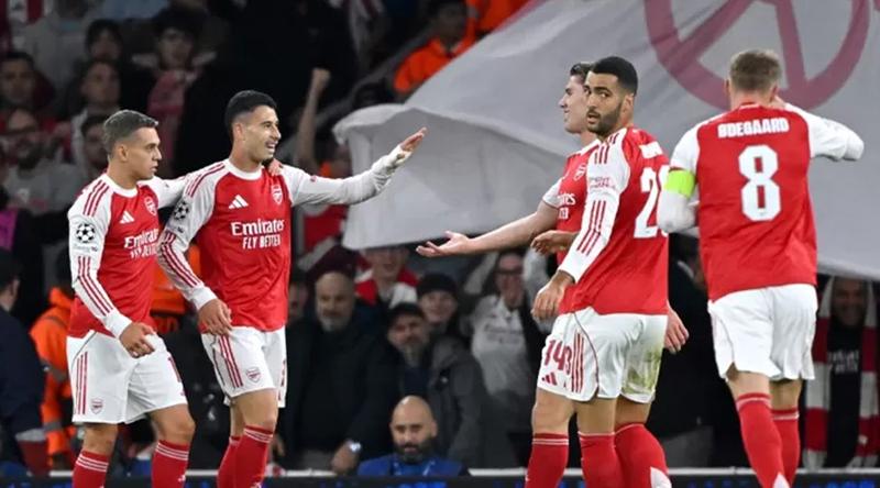 প্রতিপক্ষ গোলরক্ষকের এক ভুলেই আর্সেনালের জয়