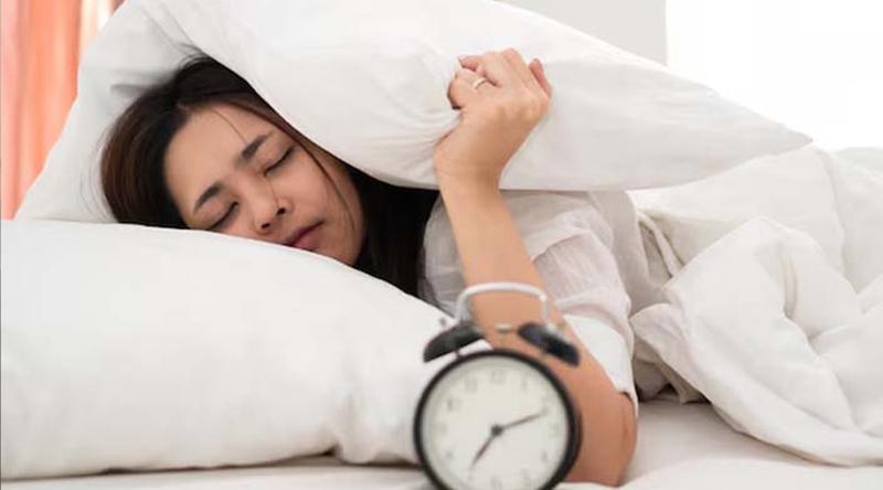 সেহরির পর ঘুমের সময় না পেলে কী করবেন?