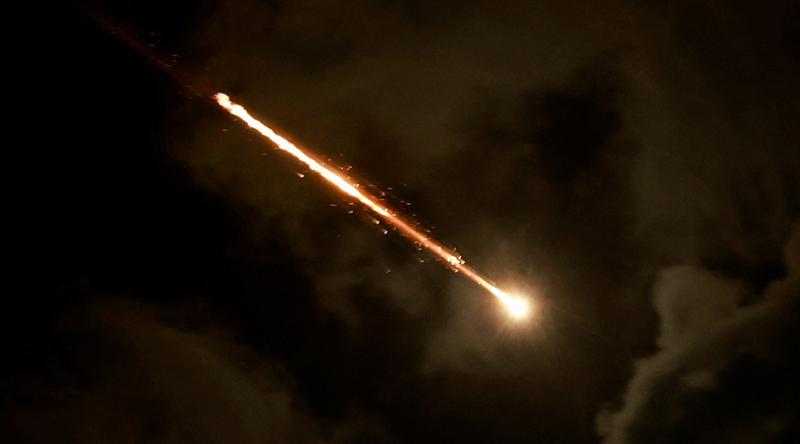 ইসরায়েলকে লক্ষ্য করে মিসাইল ছুড়ল ইরান