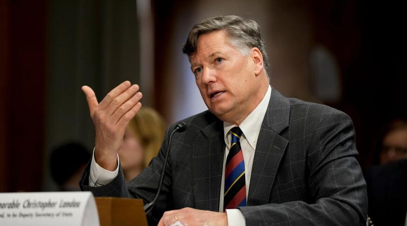 সুবিধা দিয়ে ভারতকে ‘চীনের মতো’ হতে দেবে না আমেরিকা: মার্কিন কর্মকর্তা