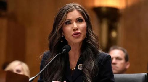 যুক্তরাষ্ট্রের অভ্যন্তরীণ নিরাপত্তা মন্ত্রীকে বরখাস্ত করলেন ট্রাম্প