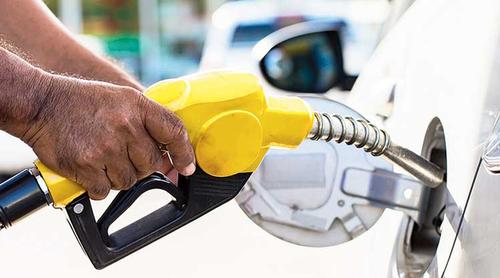 বৈশ্বিক বাজারে চাপ কমাতে রুশ তেল কিনছে ভারত