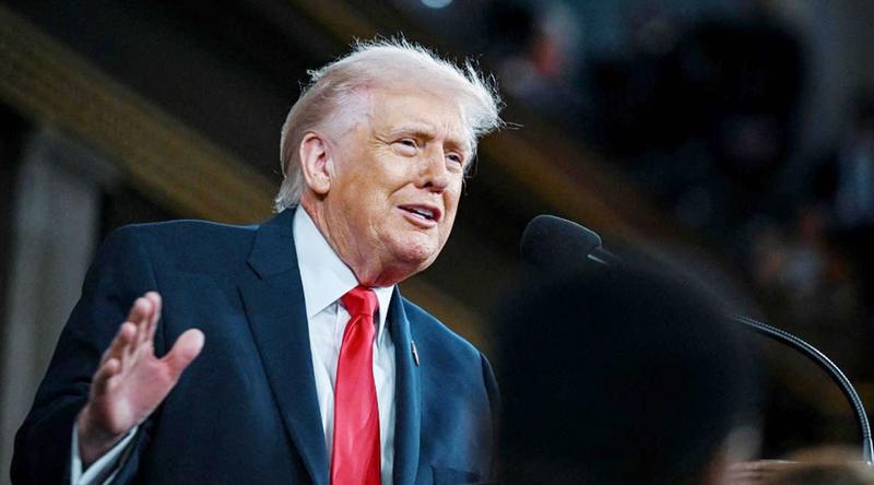 পূর্বের বক্তব্য থেকে সরে ইরানে দীর্ঘমেয়াদি যুদ্ধের ইঙ্গিত দিলেন ট্রাম্প