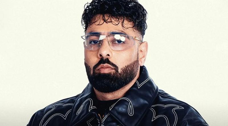 স্কুলছাত্রীদের নিয়ে ভিডিও বানিয়ে বিপাকে বাদশা