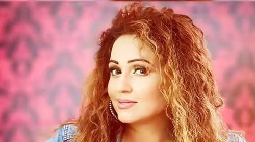 জনপ্রিয় অভিনেত্রীকে কুপিয়ে হত্যা