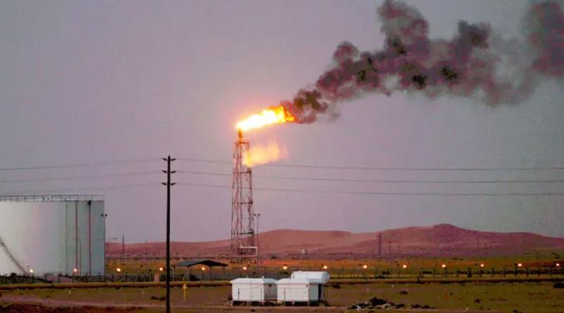 সৌদি আরবের তেলের খনি লক্ষ্য করে ইরানের ড্রোন হামলা