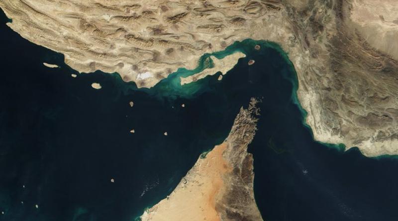 কোন কোন দেশের জন্য হরমুজ প্রণালি খুলে দিল ইরান?