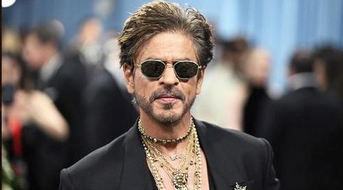 অ্যাকশন দৃশ্য নিয়ে দর্শকদের চমকে দিতে আসছেন শাহরুখ!