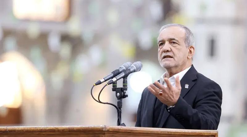 প্রতিবেশী দেশগুলোর কাছে ক্ষমা চাইলেন ইরানের প্রেসিডেন্ট