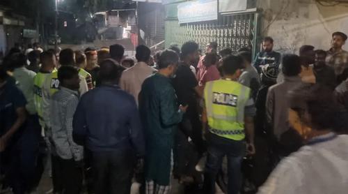 কুষ্টিয়ায় বিএনপির অফিসে গুলি ও ককটেল বিস্ফোরণ