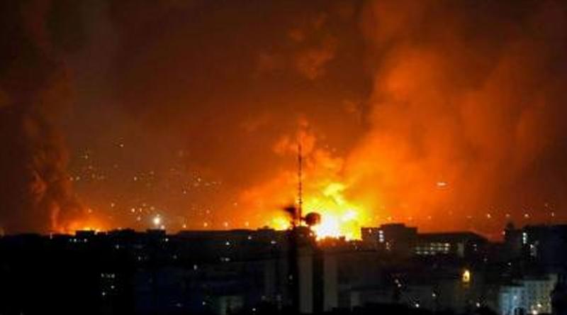 এবার ইরানের তেল স্থাপনায় হামলা চালাল ইসরায়েল